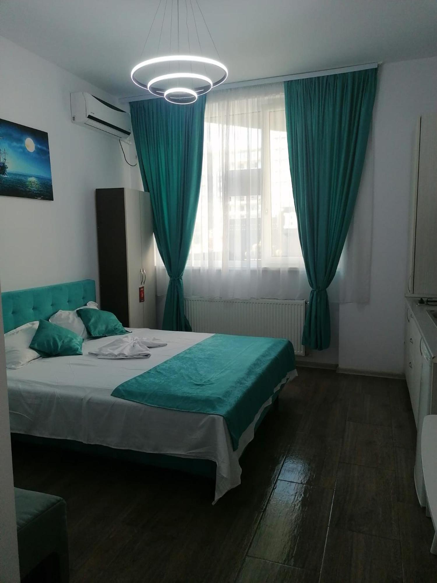 Ferienwohnung Garsoniera Papaya Beach Năvodari Exterior foto